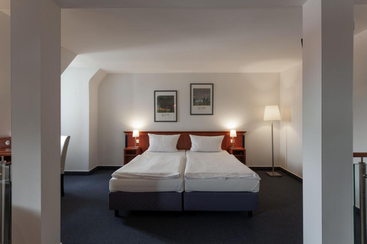 Hotel am See Salzgitter Buitenkant foto