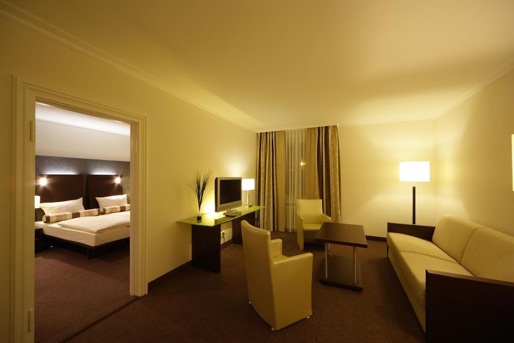 Hotel am See Salzgitter Kamer foto