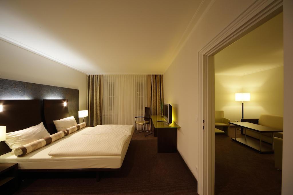 Hotel am See Salzgitter Kamer foto